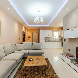 Easy Residences Golem (Tirana)